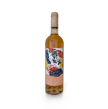 Load image into Gallery viewer, NEW - SUSTAINABLY PRODUCED Rosé - Sangue Real 2019 - Moscatel Graudo and Merlot